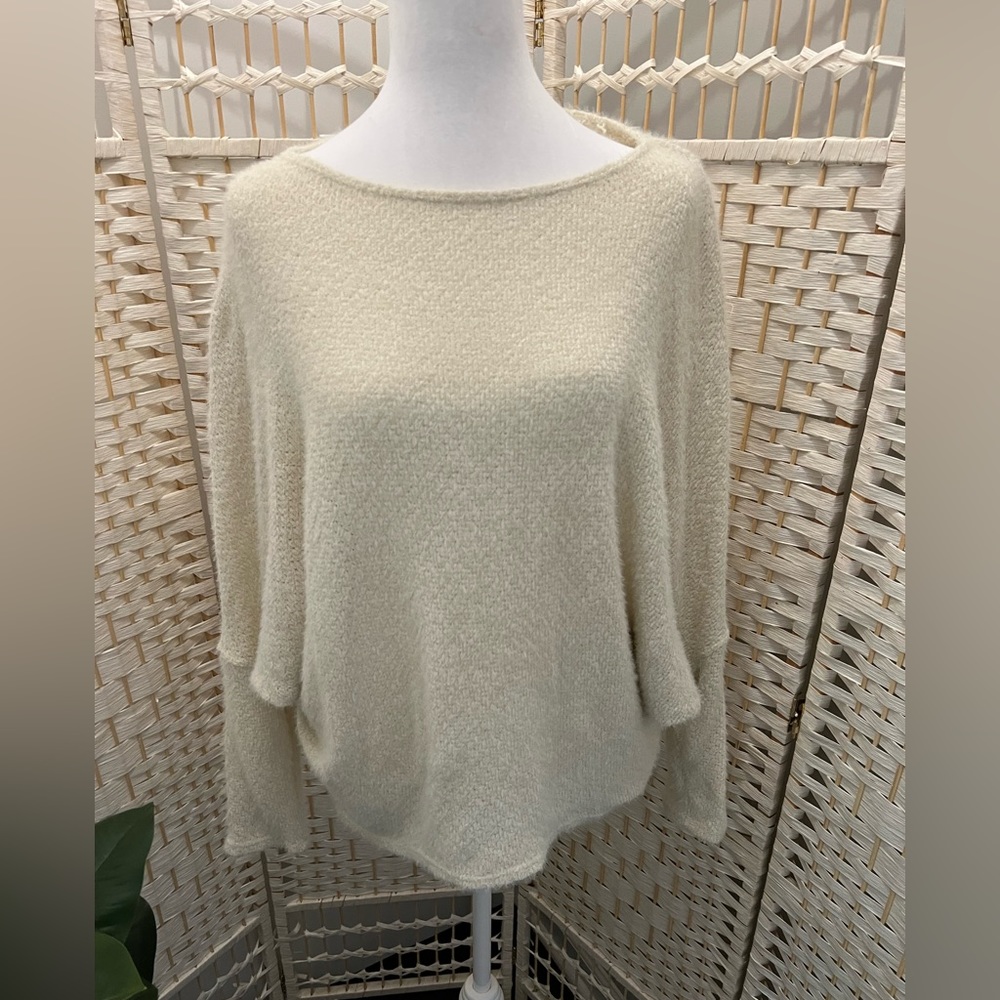 Cream Color Sweater - Picture 2 of 7